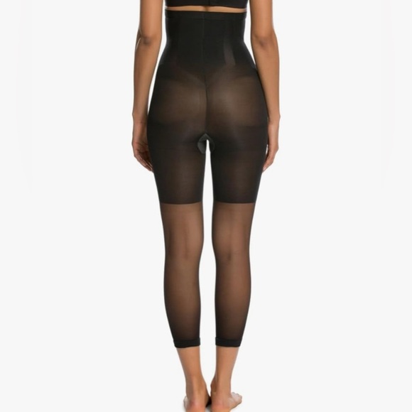 NIB SPANX Original Shaping High-Waisted Footless Sheers Capri Length in Black - Picture 3 of 4